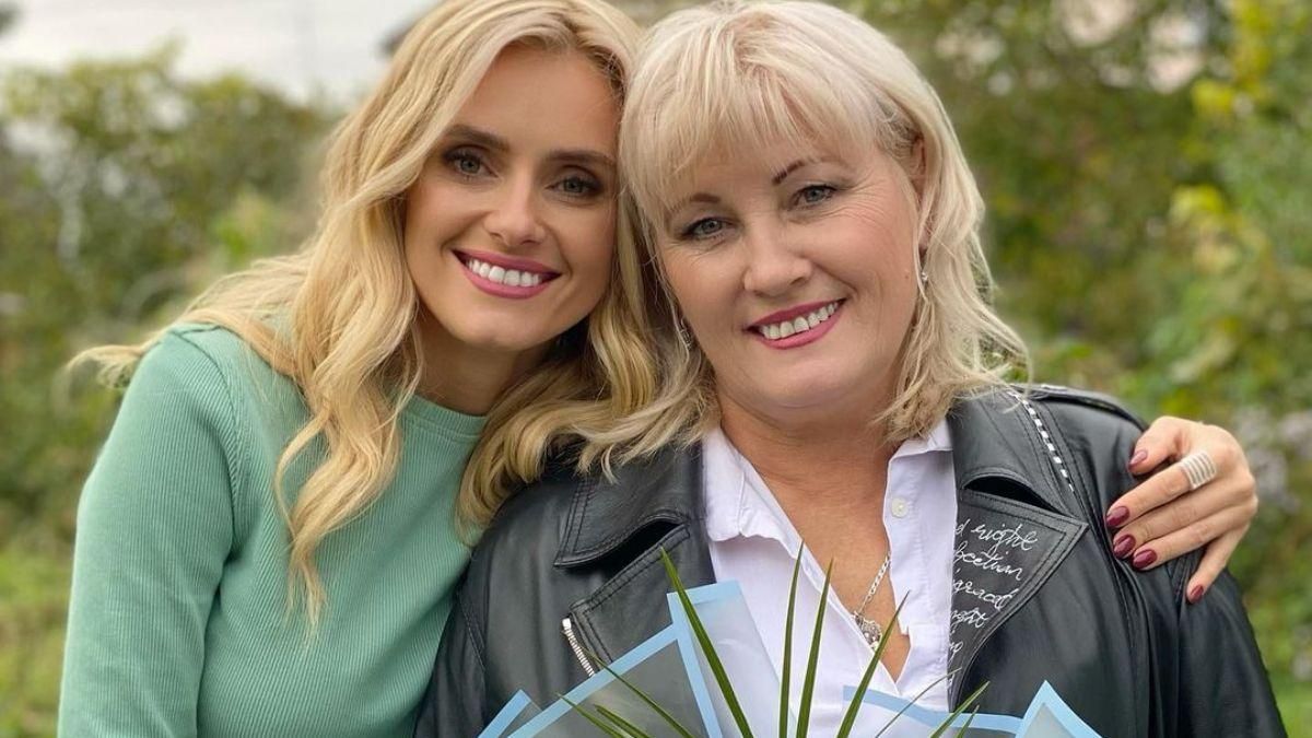 Ірина Федишин замилувала фотографіями з мамою - Новини шоу-бізнесу - Showbiz Ірина Федишин замилувала фотографіями з мамою - Новини шоу-бізнесу - Showbiz