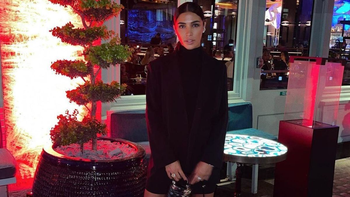 Санта Димопулос отдыхает в Лондоне: фото эффектного образа Санта Димопулос отдыхает в Лондоне: фото эффектного образа