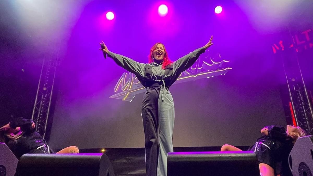 MamaRika вернулась на сцену после рождения сына: видео с концерта в Киеве MamaRika вернулась на сцену после рождения сына: видео с концерта в Киеве