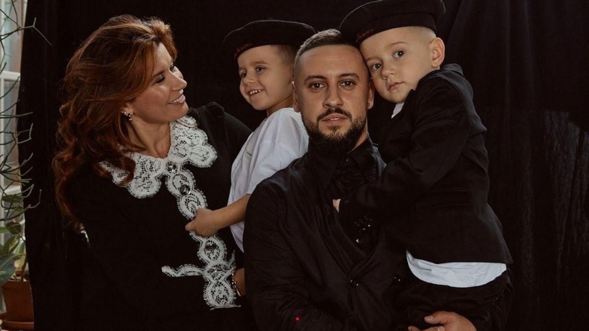 Монатик трогательно поздравил сына с днем рождения: видео из семейного архива Монатик трогательно поздравил сына с днем рождения: видео из семейного архива