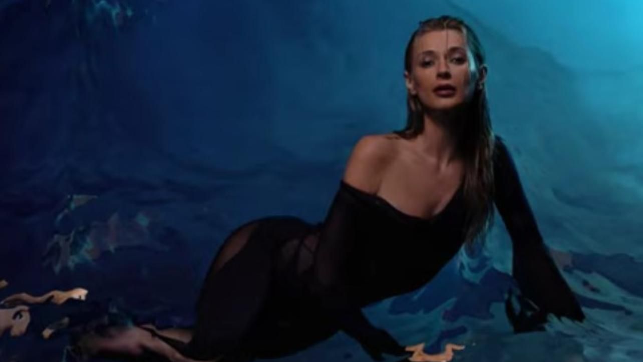 TAYANNA представила новый хит "Темна вода" TAYANNA представила новый хит "Темна вода"