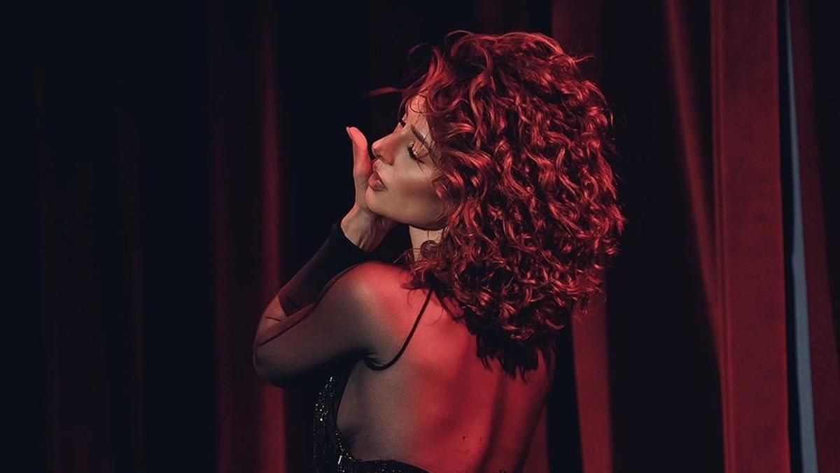 "Как в дешевом стриптиз-клубе": Злату Огневич раскритиковали за откровенный танец в "Холостячке" "Как в дешевом стриптиз-клубе": Злату Огневич раскритиковали за откровенный танец в "Холостячке"