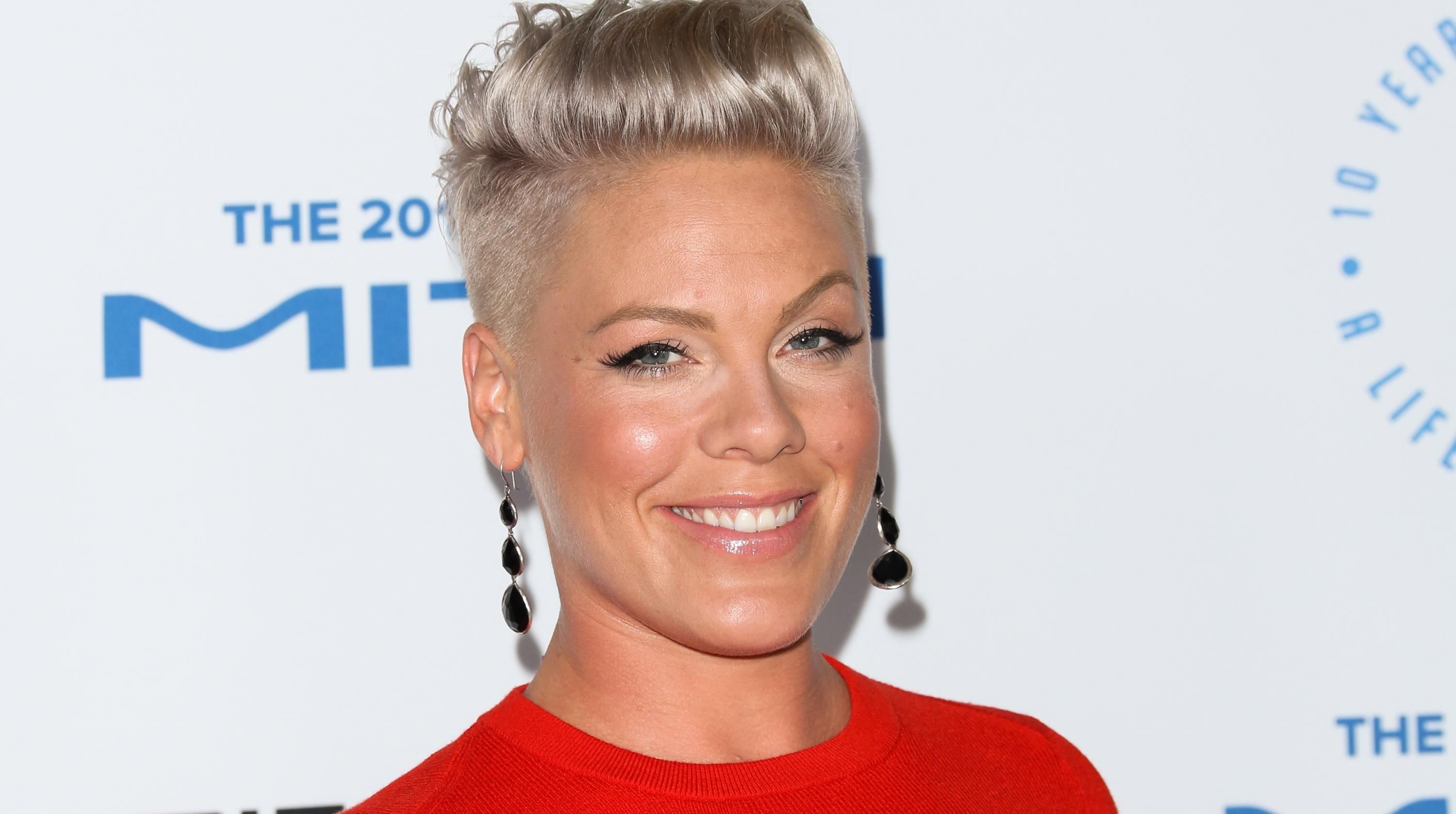 Обійшла Мадонну і Ріанну: компанія PPL назвала найпопулярнішу співачку 21 століття - Новини шоу-бізнесу - Showbiz Обійшла Мадонну і Ріанну: компанія PPL назвала найпопулярнішу співачку 21 століття - Новини шоу-бізнесу - Showbiz