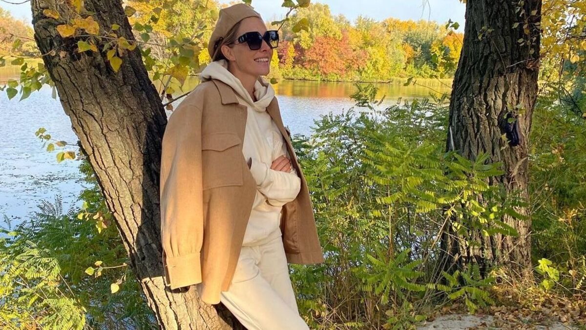 Катя Осадча підкорила образом у вбранні від українського бренду: стильні фото - Showbiz Катя Осадча підкорила образом у вбранні від українського бренду: стильні фото - Showbiz