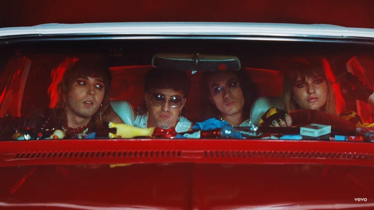 Måneskin выпустили видео на первую песню после победы на Евровидении Måneskin выпустили видео на первую песню после победы на Евровидении