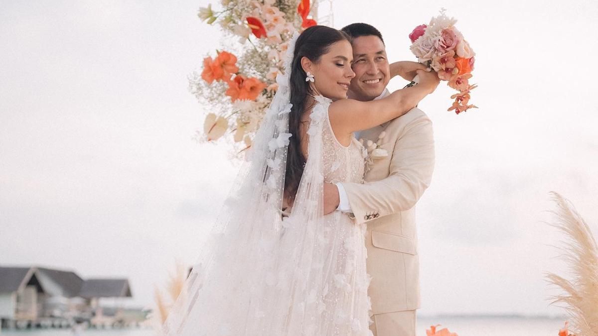 Иванна Онуфрийчук призналась, что ее муж спустил на свадьбу все свои деньги Иванна Онуфрийчук призналась, что ее муж спустил на свадьбу все свои деньги