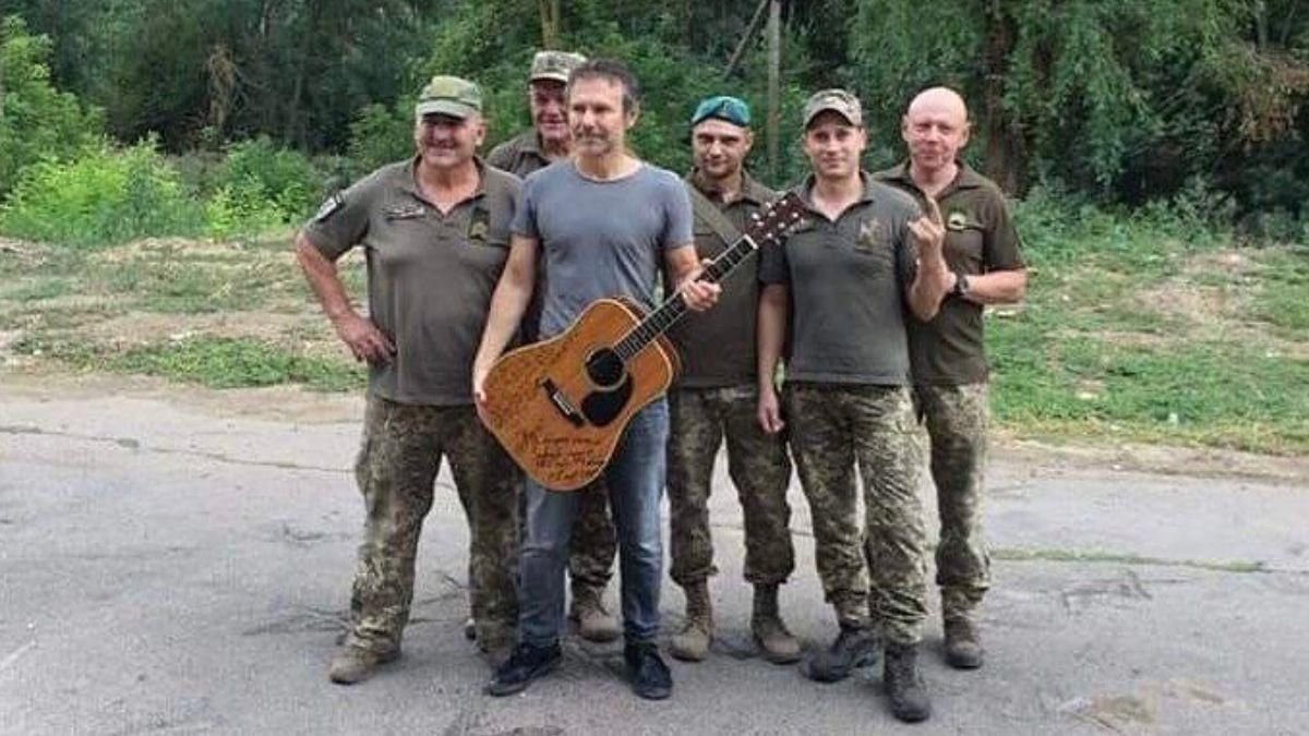 Нехай береже вас Бог, – Вакарчук зворушливо привітав з Днем захисників і захисниць України - Новини шоу-бізнесу - Showbiz Нехай береже вас Бог, – Вакарчук зворушливо привітав з Днем захисників і захисниць України - Новини шоу-бізнесу - Showbiz