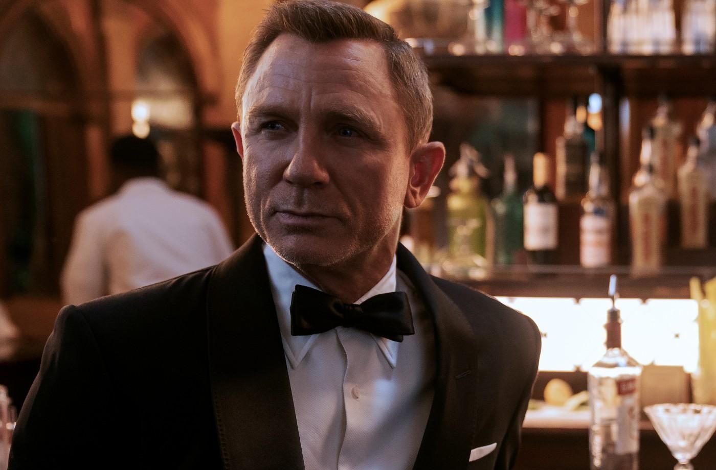 Женатый Дэниел Крейг признался, что ходит в гей-клубы Женатый Дэниел Крейг признался, что ходит в гей-клубы