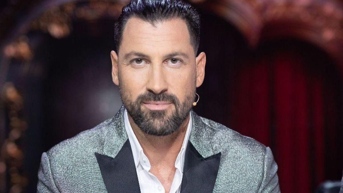 Максим Чмерковський розповів, для чого знаменитостям участь в "Танцях з зірками" - Новини шоу-бізнесу - Showbiz Максим Чмерковський розповів, для чого знаменитостям участь в "Танцях з зірками" - Новини шоу-бізнесу - Showbiz