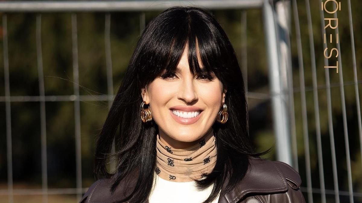 Маша Єфросиніна гуляла Києвом у брендовому образі: фото у шкіряному пальті та гольфі від Fendi - Showbiz Маша Єфросиніна гуляла Києвом у брендовому образі: фото у шкіряному пальті та гольфі від Fendi - Showbiz