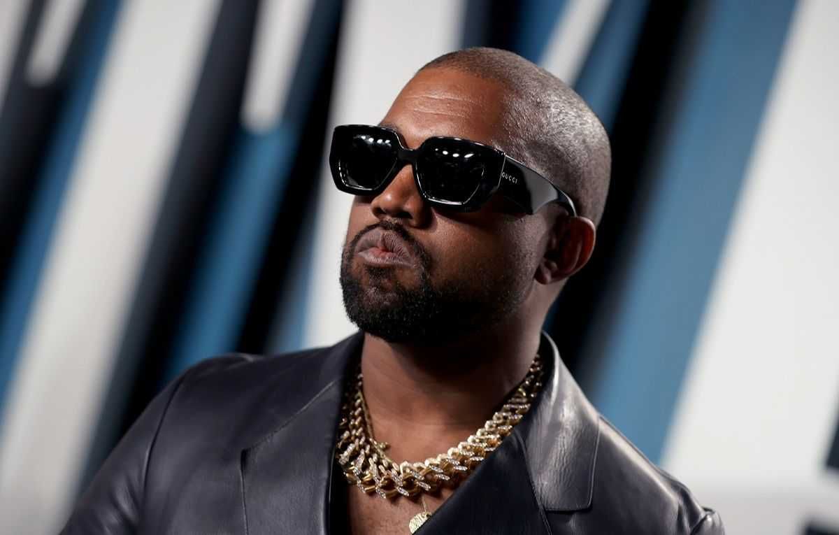 Каньє Вест офіційно змінив ім'я на Ye - Новини шоу-бізнесу - Showbiz Каньє Вест офіційно змінив ім'я на Ye - Новини шоу-бізнесу - Showbiz