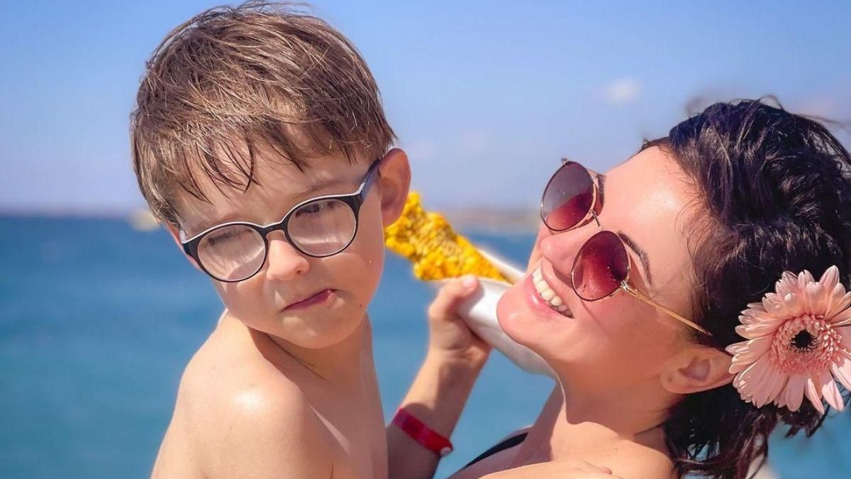 Оля Цибульська з сином відпочиває на морі: фото з відпустки - Новини шоу-бізнесу - Showbiz Оля Цибульська з сином відпочиває на морі: фото з відпустки - Новини шоу-бізнесу - Showbiz