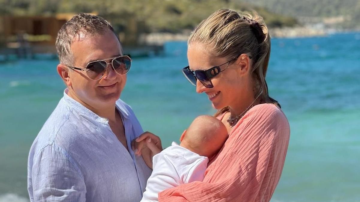 Катя Осадча показала фото з коханим і двомісячним сином: сімейні карди з Туреччини - Новости шоу бизнеса - Showbiz Катя Осадча показала фото з коханим і двомісячним сином: сімейні карди з Туреччини - Новости шоу бизнеса - Showbiz