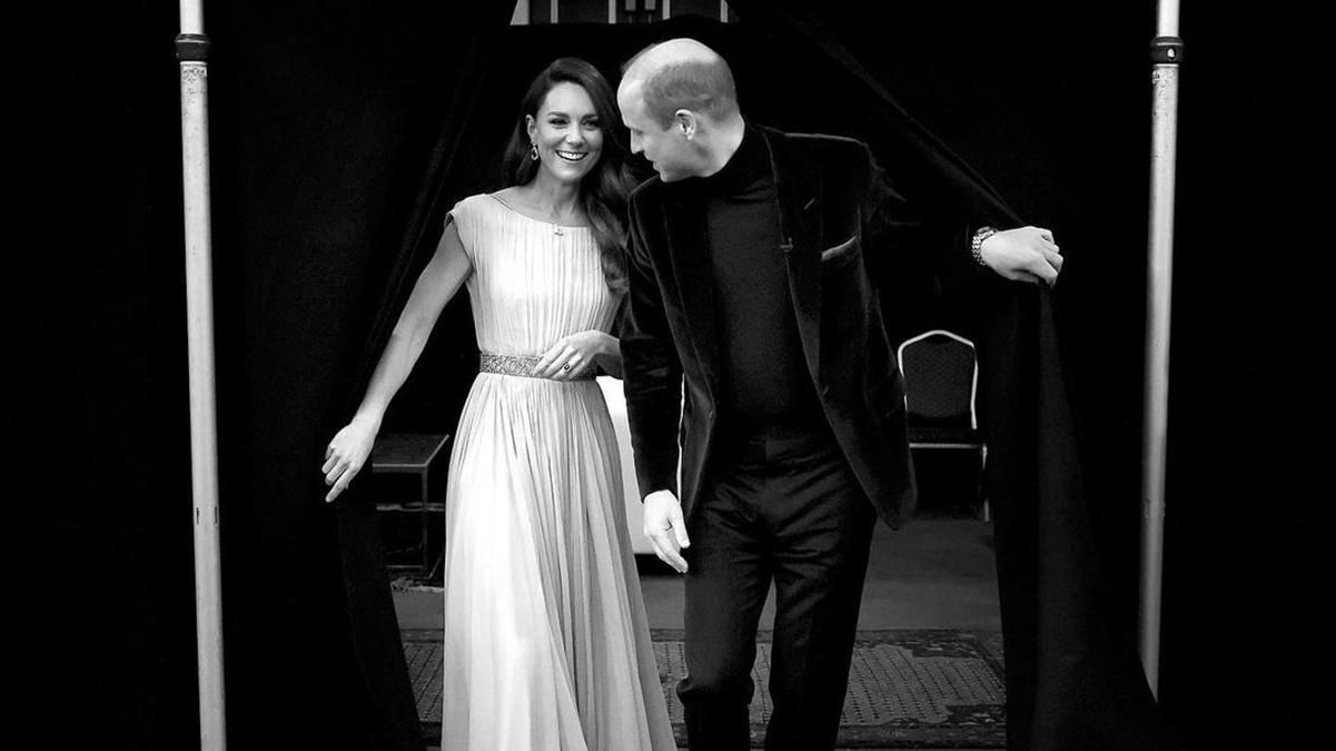 Кейт Миддлтон и принц Уильям показали чувства на светском мероприятии: романтические фото