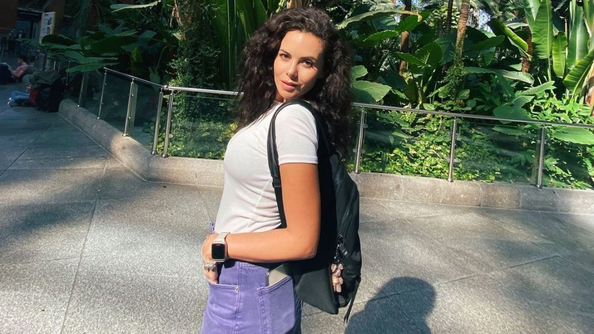 Настя Каменских показала новый образ: фото в футболке и джинсах Настя Каменских показала новый образ: фото в футболке и джинсах