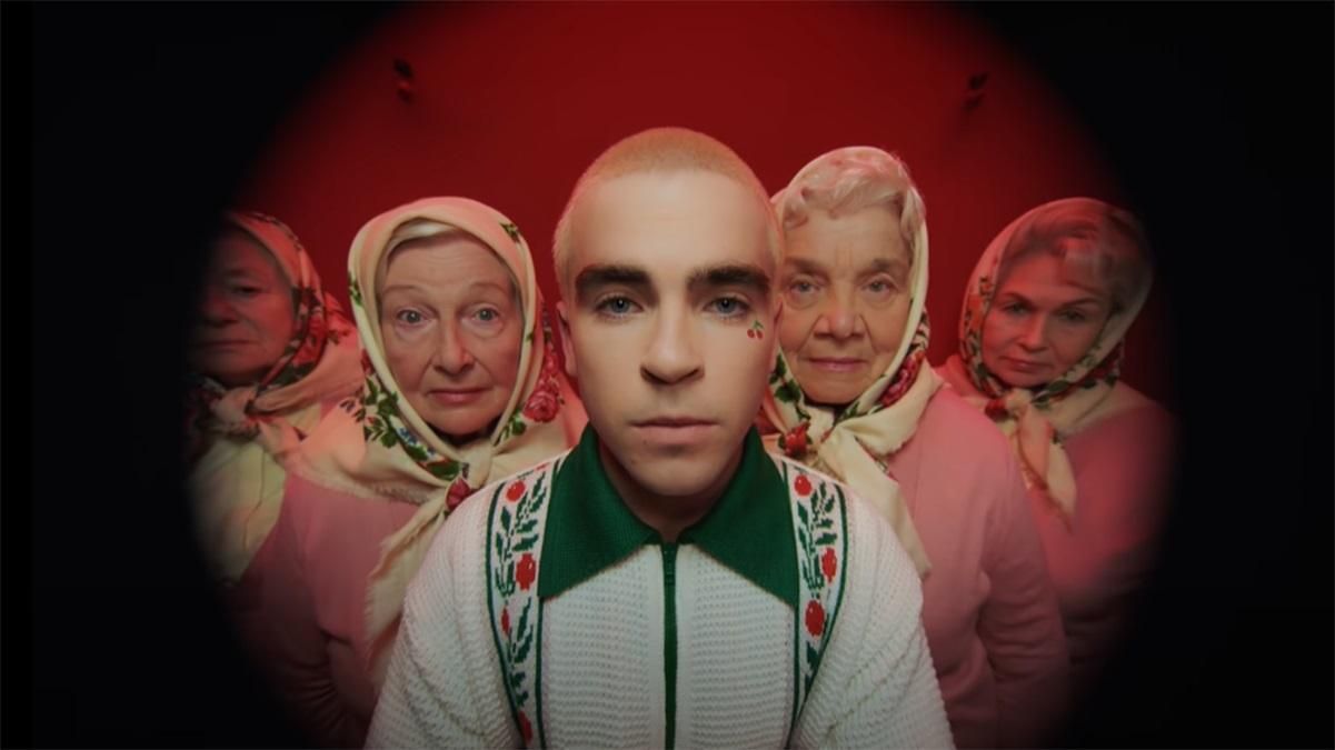 Хіт Wellboy "Вишні" набрав мільйон на ютубі за два дні: курйозна реакція артиста - Новини шоу-бізнесу - Showbiz Хіт Wellboy "Вишні" набрав мільйон на ютубі за два дні: курйозна реакція артиста - Новини шоу-бізнесу - Showbiz