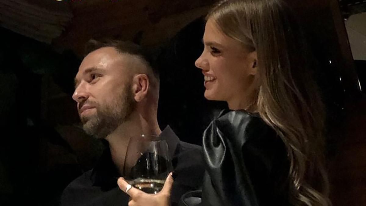 У компанії Решетників: "Холостяк" Макс Михайлюк відсвяткував день народження - Новини шоу-бізнесу - Showbiz У компанії Решетників: "Холостяк" Макс Михайлюк відсвяткував день народження - Новини шоу-бізнесу - Showbiz