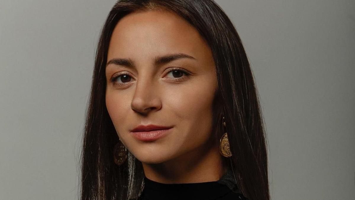 Илона Гвоздева наконец объяснила, почему согласилась станцевать с MELOVIN Илона Гвоздева наконец объяснила, почему согласилась станцевать с MELOVIN