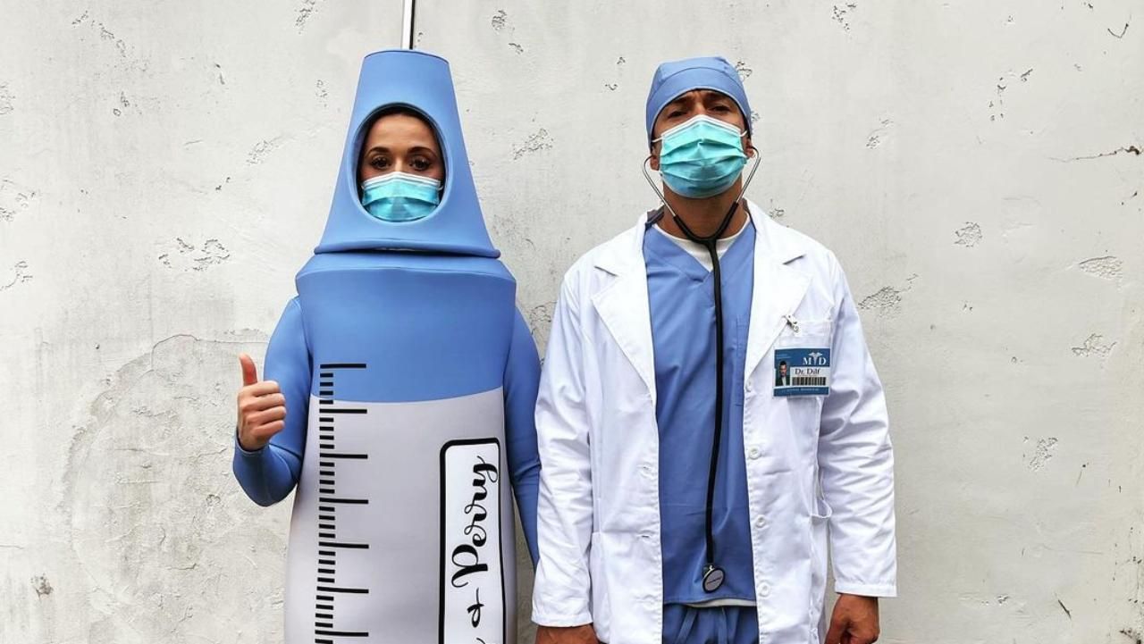 В костюме вакцины: Кэти Перри удивила актуальным образом на Хэллоуин В костюме вакцины: Кэти Перри удивила актуальным образом на Хэллоуин