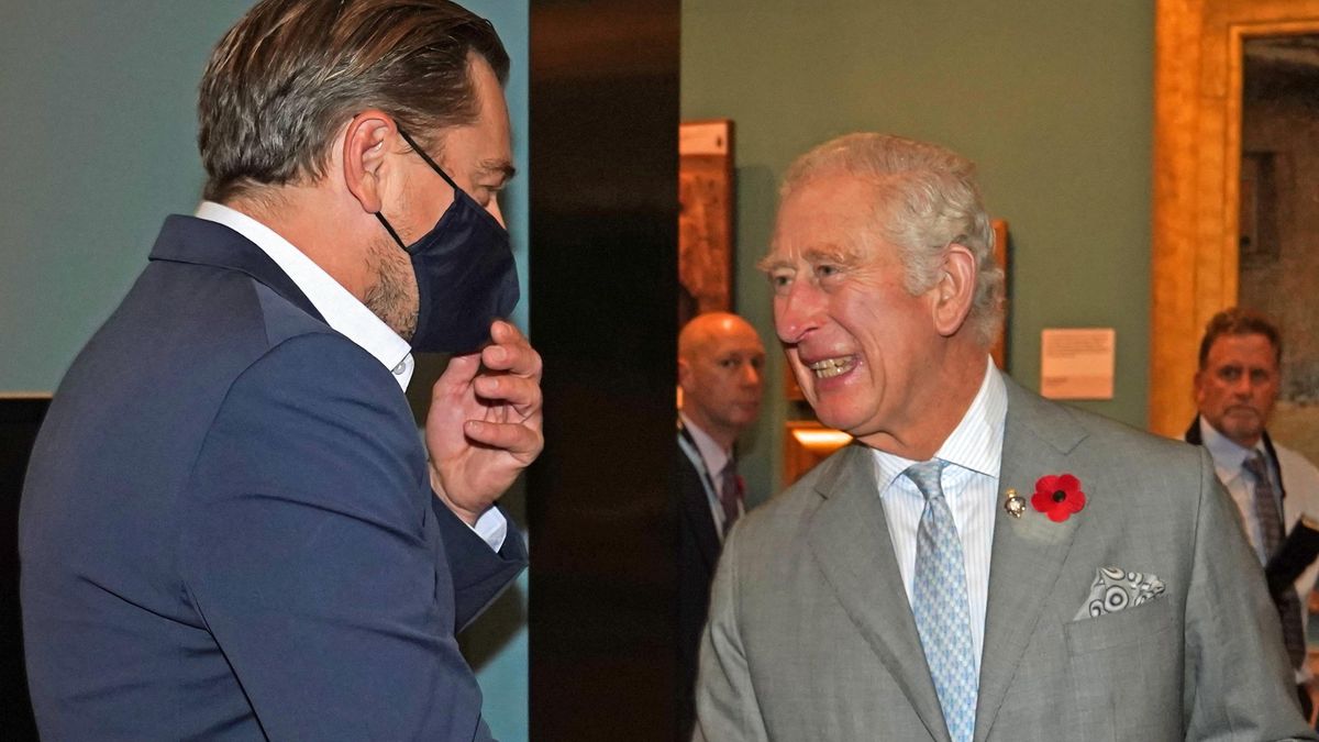 Принц Чарльз розплився в усмішці, коли зустрів Ді Капріо у Глазго: потішні фото - Новини шоу-бізнесу - Showbiz