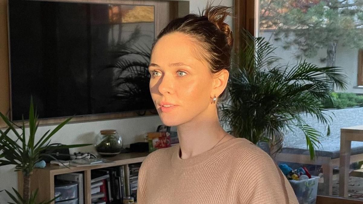 "Красива й жіночна": у мережі реагують на фото Юлії Саніної без макіяжу - Showbiz "Красива й жіночна": у мережі реагують на фото Юлії Саніної без макіяжу - Showbiz