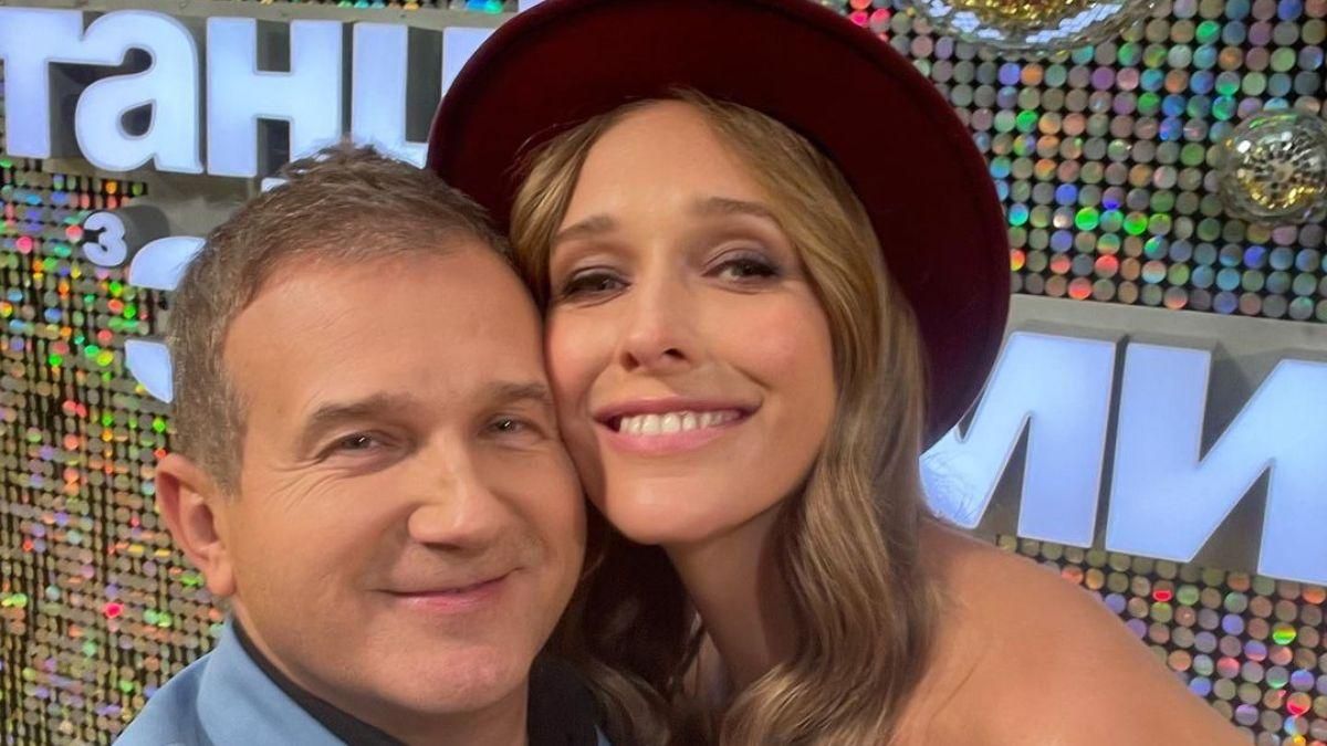 Катя Осадчая пришла на эфир "Танцев со звездами": фото с любимым Катя Осадчая пришла на эфир "Танцев со звездами": фото с любимым