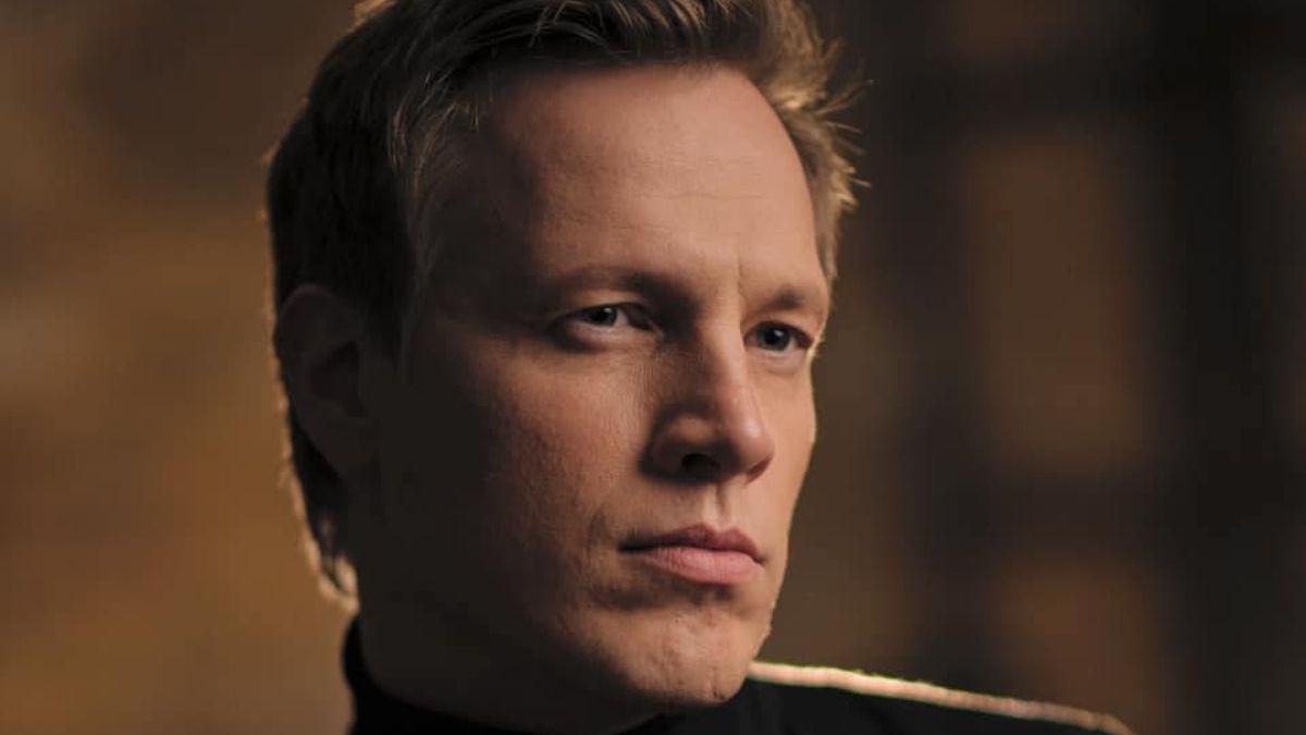 Актера Валентина Томусяка удалили из "черного списка" Минкульта Актера Валентина Томусяка удалили из "черного списка" Минкульта