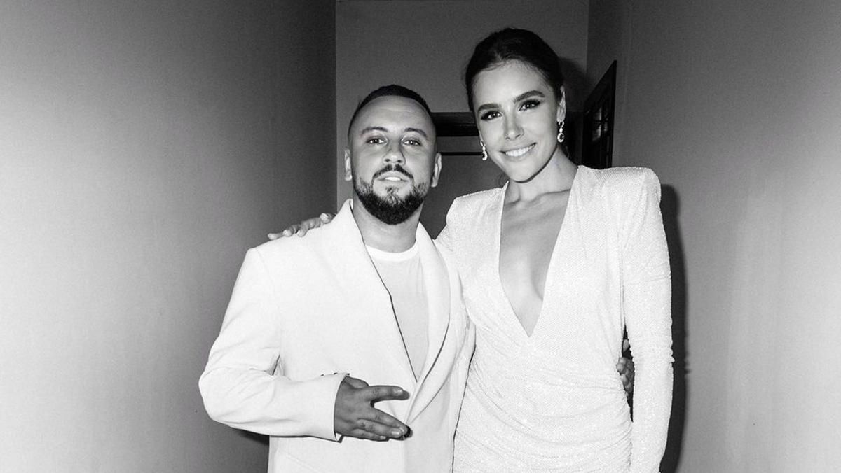 Иванна Онуфрийчук станцевала с Монатиком за кулисами "танцев": забавное видео Иванна Онуфрийчук станцевала с Монатиком за кулисами "танцев": забавное видео