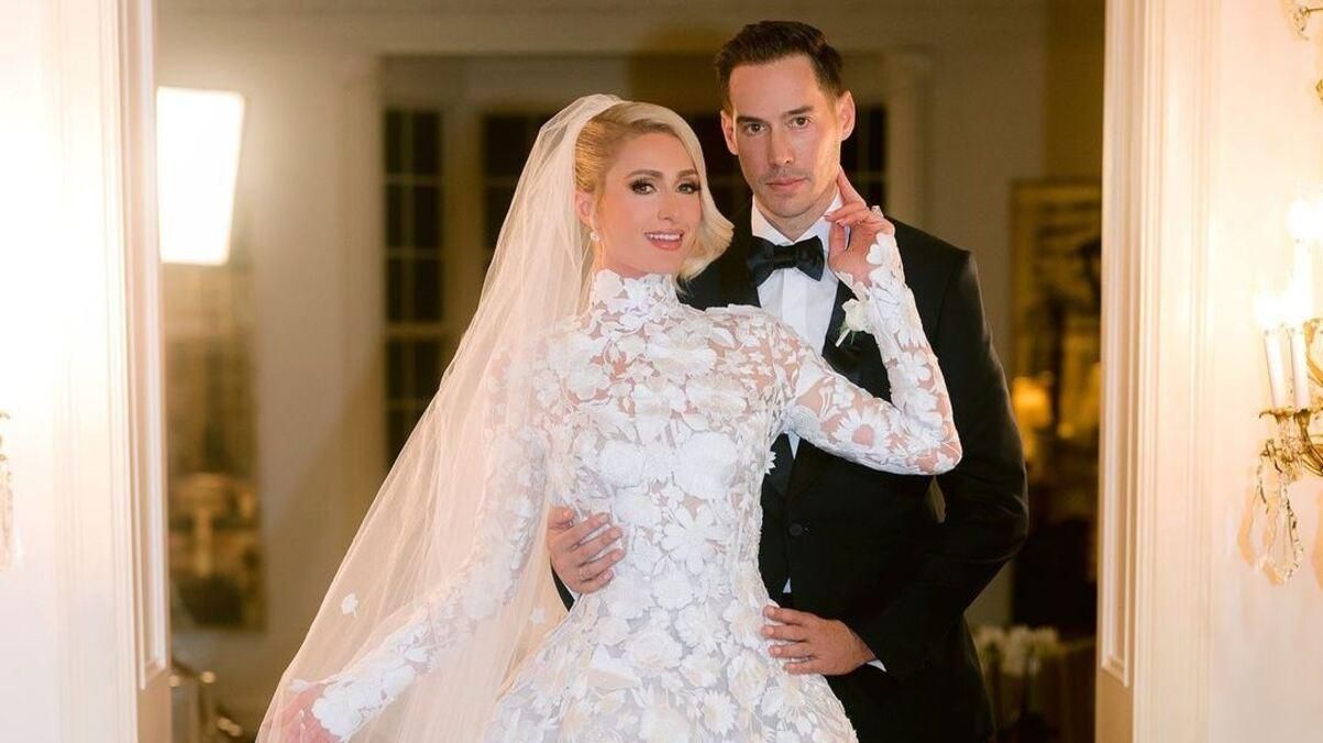 Видел только однажды: у мужа Пэрис Хилтон есть внебрачная дочь, о которой никто не знал Видел только однажды: у мужа Пэрис Хилтон есть внебрачная дочь, о которой никто не знал