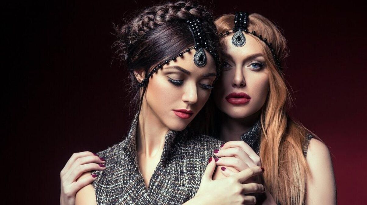 "Это вульгарно": экс-солистки "НеАнгелов" Слава и Виктория поскандалили в сети "Это вульгарно": экс-солистки "НеАнгелов" Слава и Виктория поскандалили в сети