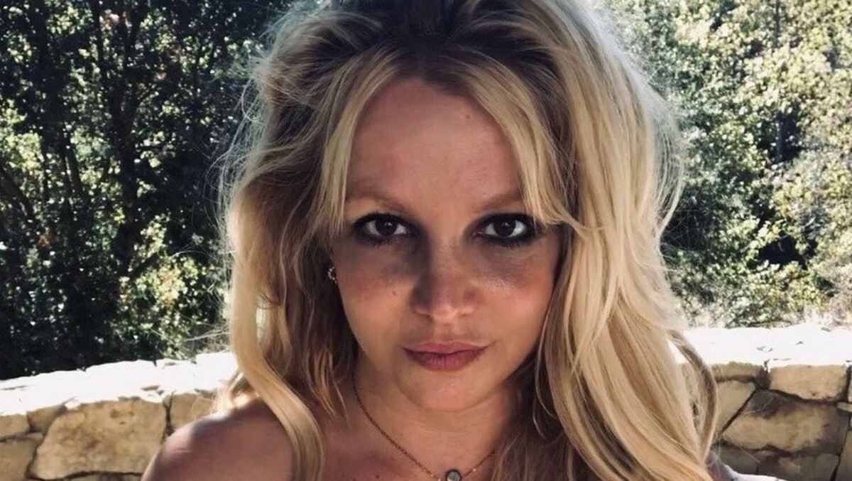 Перший бокал шампанського за 13 років: Брітні Спірс відсвяткувала звільнення від опікунства - Новини шоу-бізнесу - Showbiz Перший бокал шампанського за 13 років: Брітні Спірс відсвяткувала звільнення від опікунства - Новини шоу-бізнесу - Showbiz