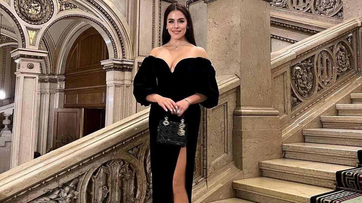 В платье со смелым разрезом: Иванна Онуфрийчук с мужем посетила оперный театр в Вене В платье со смелым разрезом: Иванна Онуфрийчук с мужем посетила оперный театр в Вене