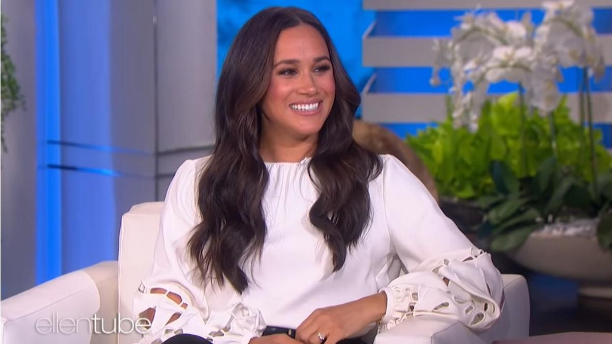 Меган Маркл показала сына Арчи впервые за долгое время: потешное фото в курятнике Меган Маркл показала сына Арчи впервые за долгое время: потешное фото в курятнике