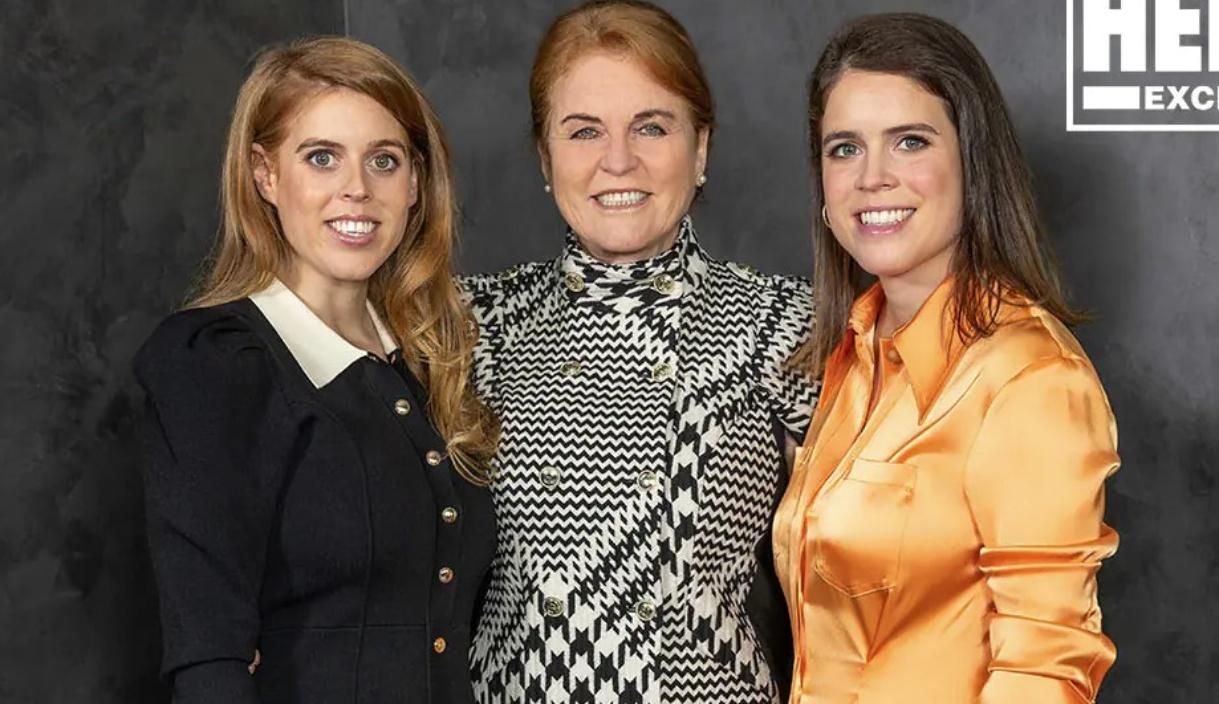Королівське тріо: принцеси Євгенія та Беатріс з мамою вразили виходами на світському заході - Showbiz Королівське тріо: принцеси Євгенія та Беатріс з мамою вразили виходами на світському заході - Showbiz