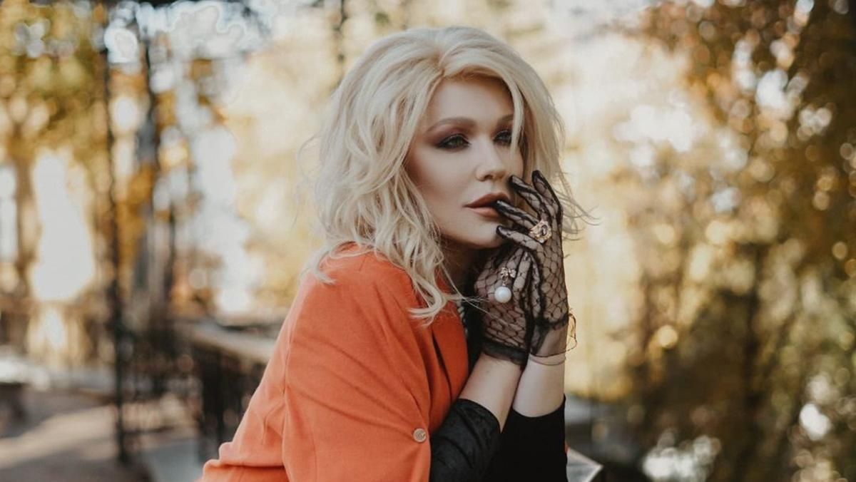 Травесті-діва Монро оприлюднила студентські фото: як вона виглядала, коли була чоловіком - Showbiz Травесті-діва Монро оприлюднила студентські фото: як вона виглядала, коли була чоловіком - Showbiz