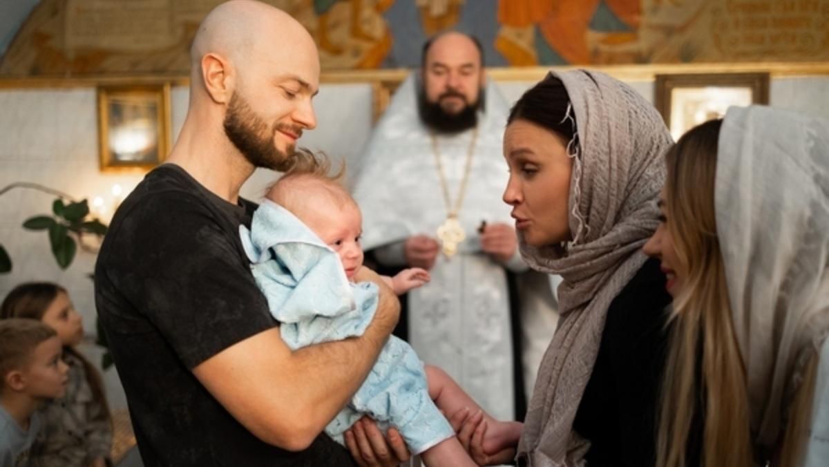 Ждали 4 месяца: Влад Яма и Анатолий Анатолич стали кумовьями Ждали 4 месяца: Влад Яма и Анатолий Анатолич стали кумовьями