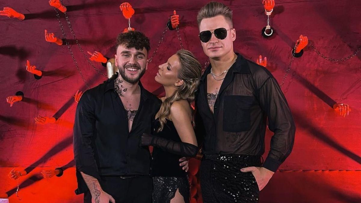 "Голодна туса": блогери цинічно відсвяткували день народження в День пам'яті жертв Голодомору - Новини шоу-бізнесу - Showbiz "Голодна туса": блогери цинічно відсвяткували день народження в День пам'яті жертв Голодомору - Новини шоу-бізнесу - Showbiz