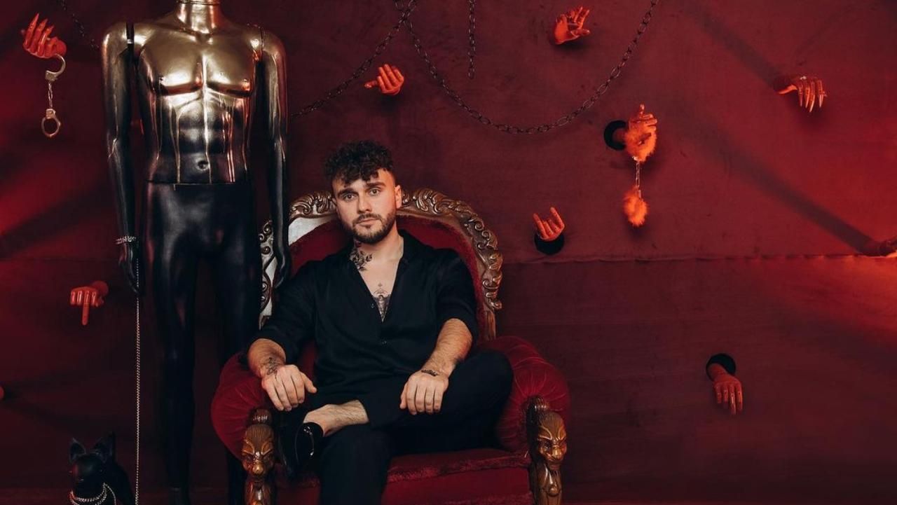 "Без позиции – ты никто": что говорят о "голодной тусе" блогеры "Доберманко", Сливка и другие "Без позиции – ты никто": что говорят о "голодной тусе" блогеры "Доберманко", Сливка и другие