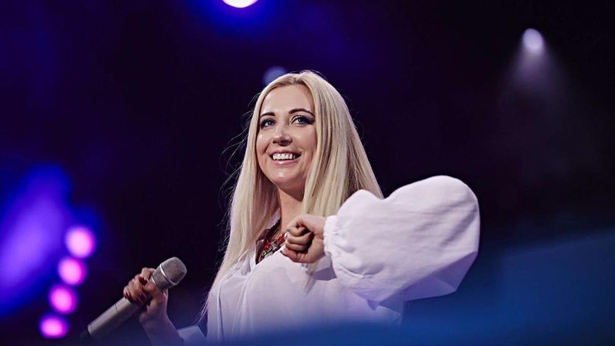 Тоня Матвієнко купила квартиру: чому співачка не поспішає з'їжджати від мами - Новини шоу-бізнесу - Showbiz Тоня Матвієнко купила квартиру: чому співачка не поспішає з'їжджати від мами - Новини шоу-бізнесу - Showbiz