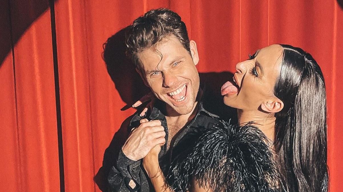 Гуляли все, – как Артур Логай и Анна Карелина праздновали победу на "Танцах со звездами" Гуляли все, – как Артур Логай и Анна Карелина праздновали победу на "Танцах со звездами"