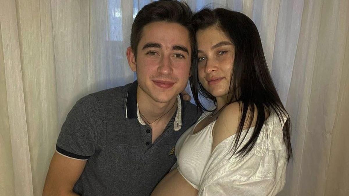 Роман Сасанчин офіційно одружився з вагітною нареченою - Новини шоу-бізнесу - Showbiz Роман Сасанчин офіційно одружився з вагітною нареченою - Новини шоу-бізнесу - Showbiz