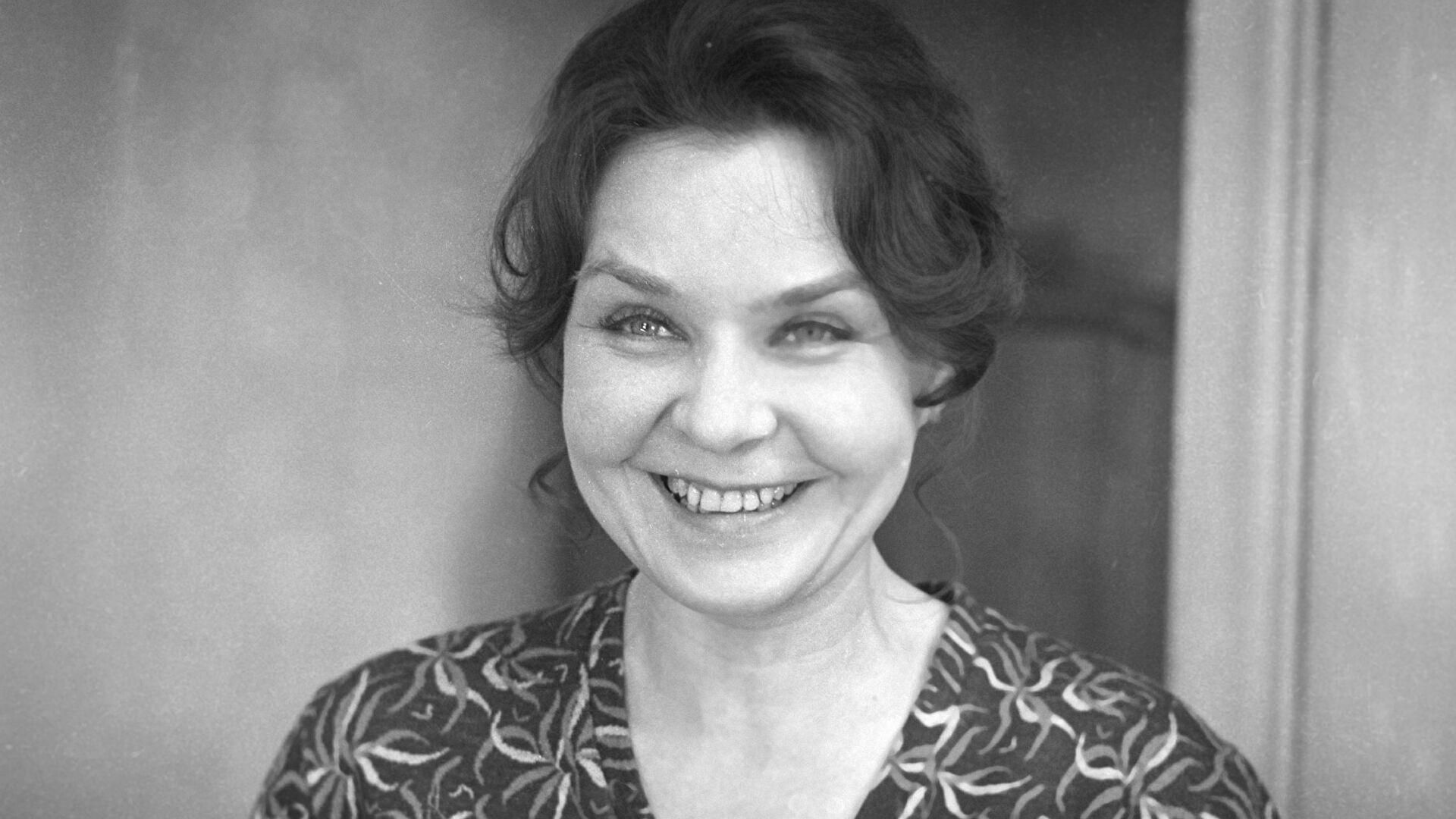 Померла російська акторка Ніна Ургант – бабуся відомого телеведучого - Showbiz Померла російська акторка Ніна Ургант – бабуся відомого телеведучого - Showbiz