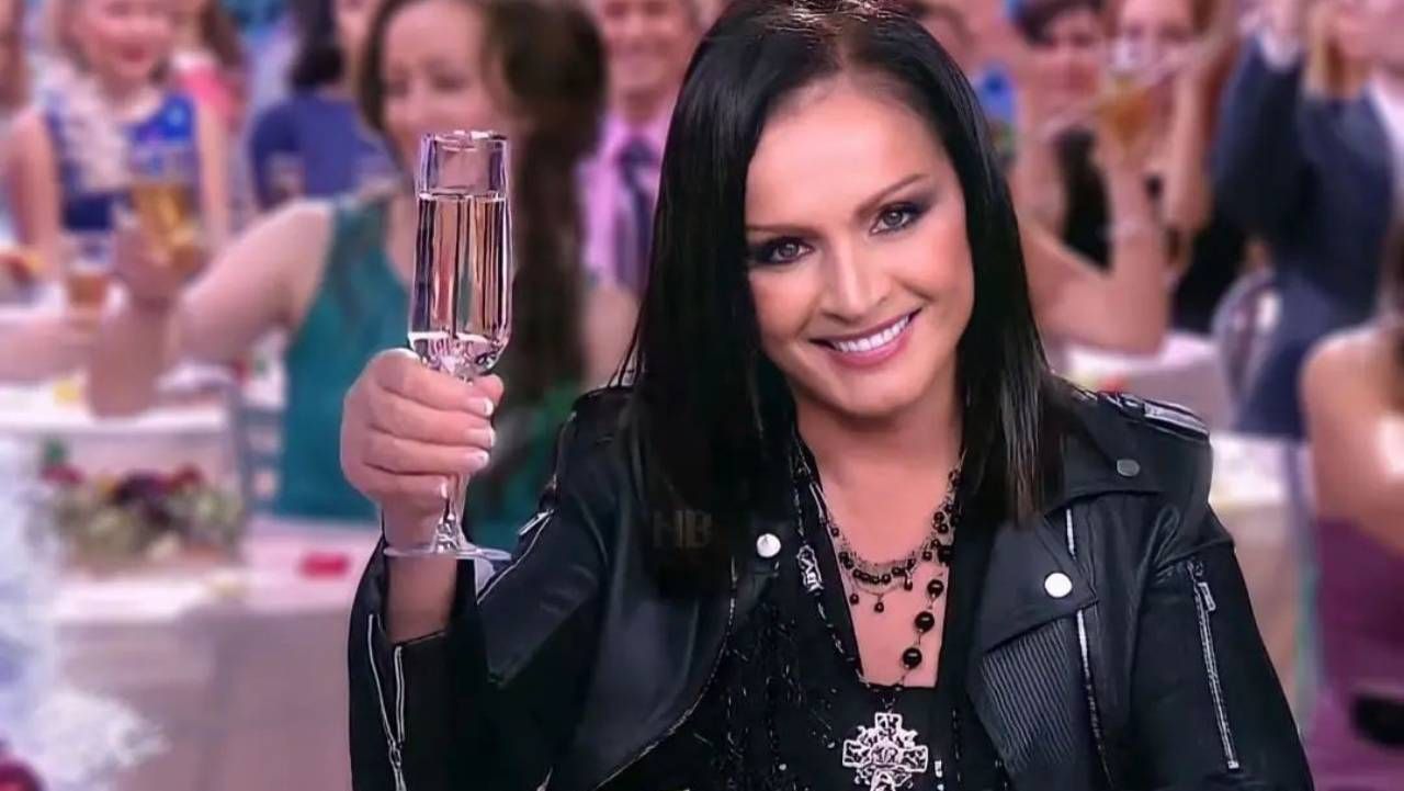 "Національна легенда" Софія Ротару готується до новорічних вогників у Москві: фотодокази - Новини Росії і України - Showbiz "Національна легенда" Софія Ротару готується до новорічних вогників у Москві: фотодокази - Новини Росії і України - Showbiz