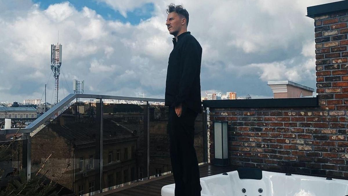 Сюрприз от друзей: как Евгений Клопотенко отметил 35-летие во Львове Сюрприз от друзей: как Евгений Клопотенко отметил 35-летие во Львове