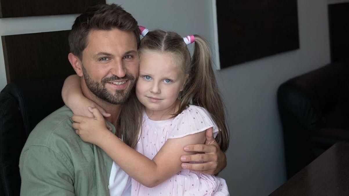 Переможець "Холостячки-2" відповів, чи готовий знову стати батьком - Новини шоу-бізнесу - Showbiz Переможець "Холостячки-2" відповів, чи готовий знову стати батьком - Новини шоу-бізнесу - Showbiz