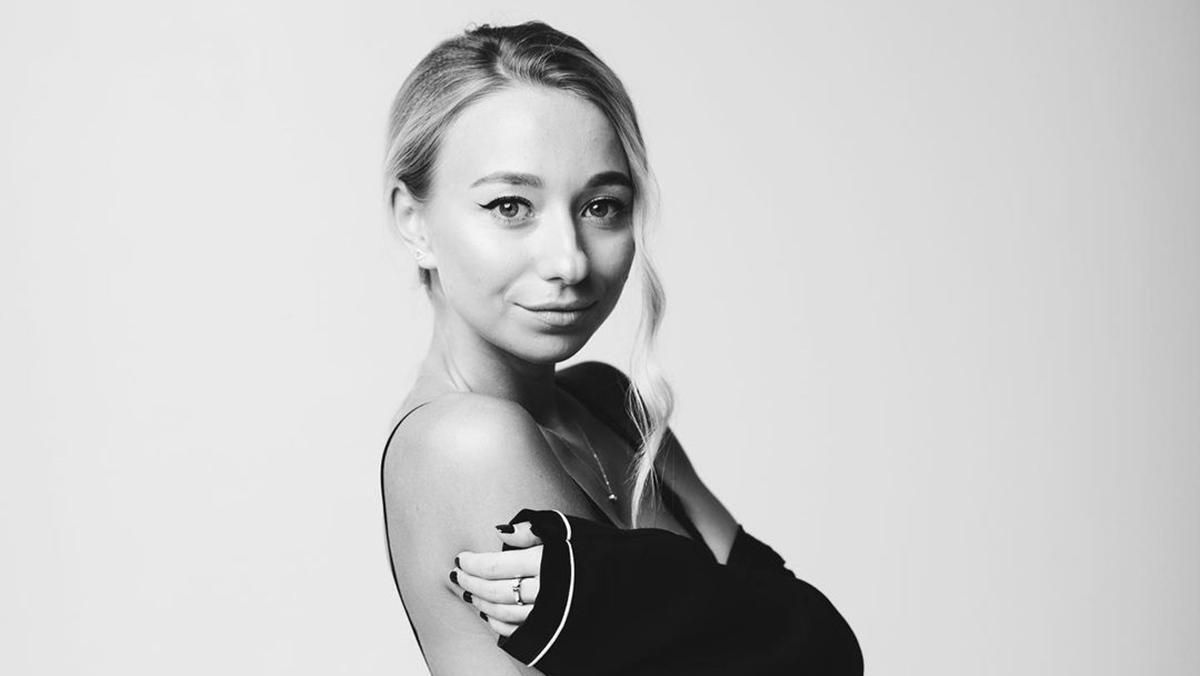 Після слів "нахабна тварюка": дружина Віктора Павліка подала до суду на його колишню - Новини шоу-бізнесу - Showbiz Після слів "нахабна тварюка": дружина Віктора Павліка подала до суду на його колишню - Новини шоу-бізнесу - Showbiz