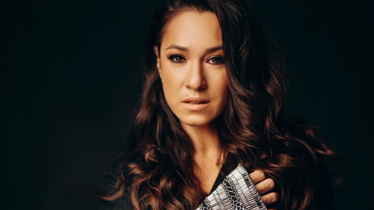 "Были угрозы в его сторону": Наталья Карпа рассказала о первой трагической любви "Были угрозы в его сторону": Наталья Карпа рассказала о первой трагической любви