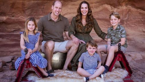 Кейт Міддлтон і принц Вільям показали нову різдвяну листівку: сімейне фото з Йорданії