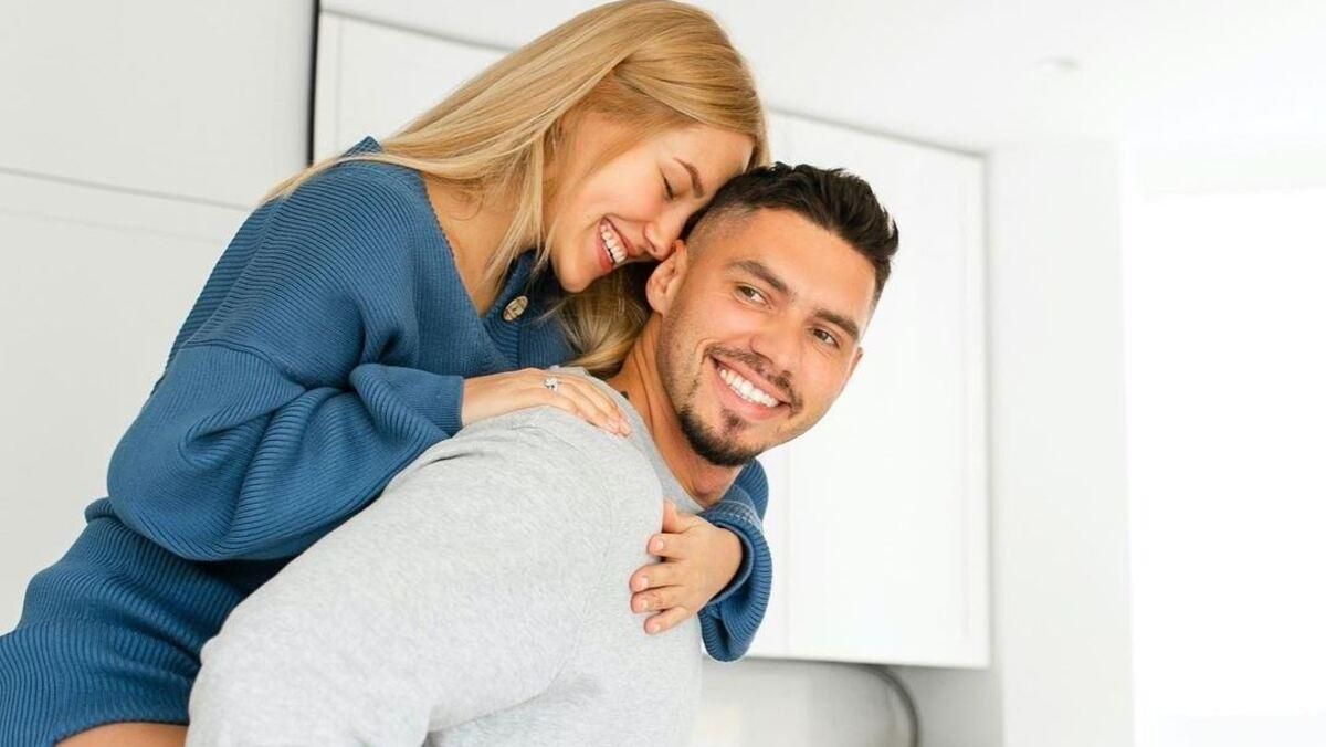 Даша Квиткова показала, что подарила мужу на день рождения Даша Квиткова показала, что подарила мужу на день рождения