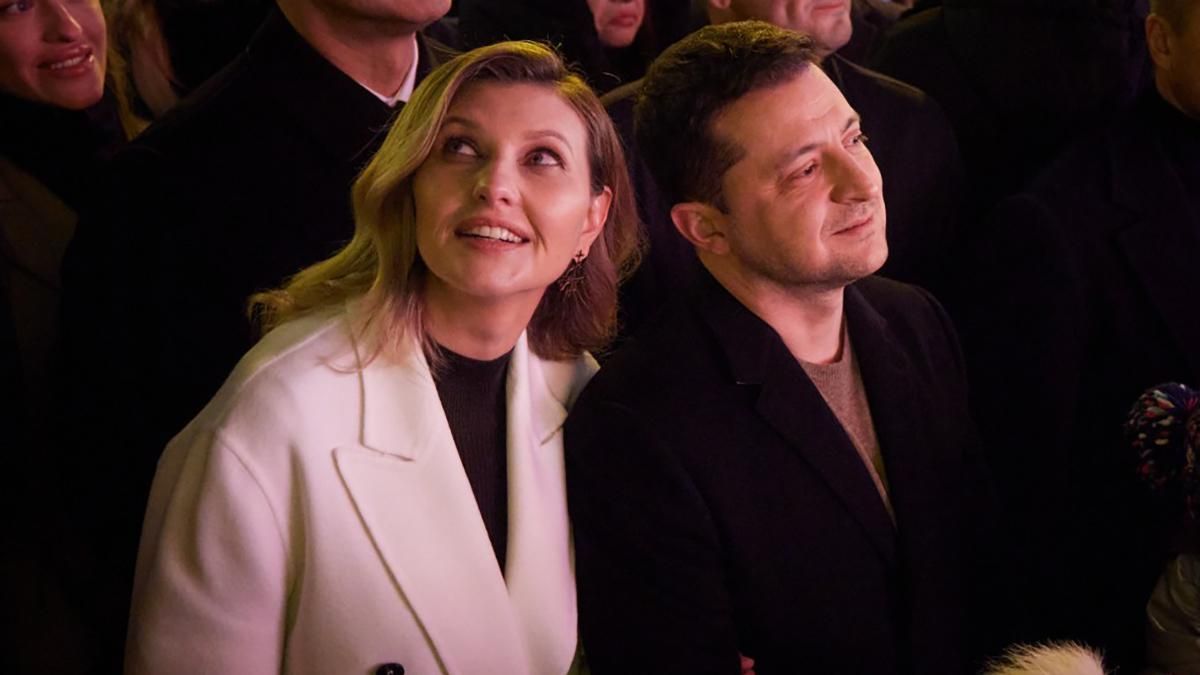 Олена Зеленська в ефектному образі прийшла на новорічний захід у Києві: яскраві фото - Showbiz